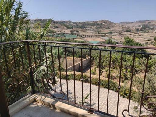 The Loft Gozo Apartment ซากฮรา ภายนอก รูปภาพ